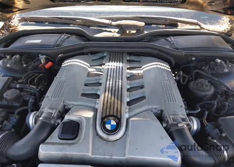 2007 BMW 760Li из США, поврежденный, VIN WBAHN03587DD98749